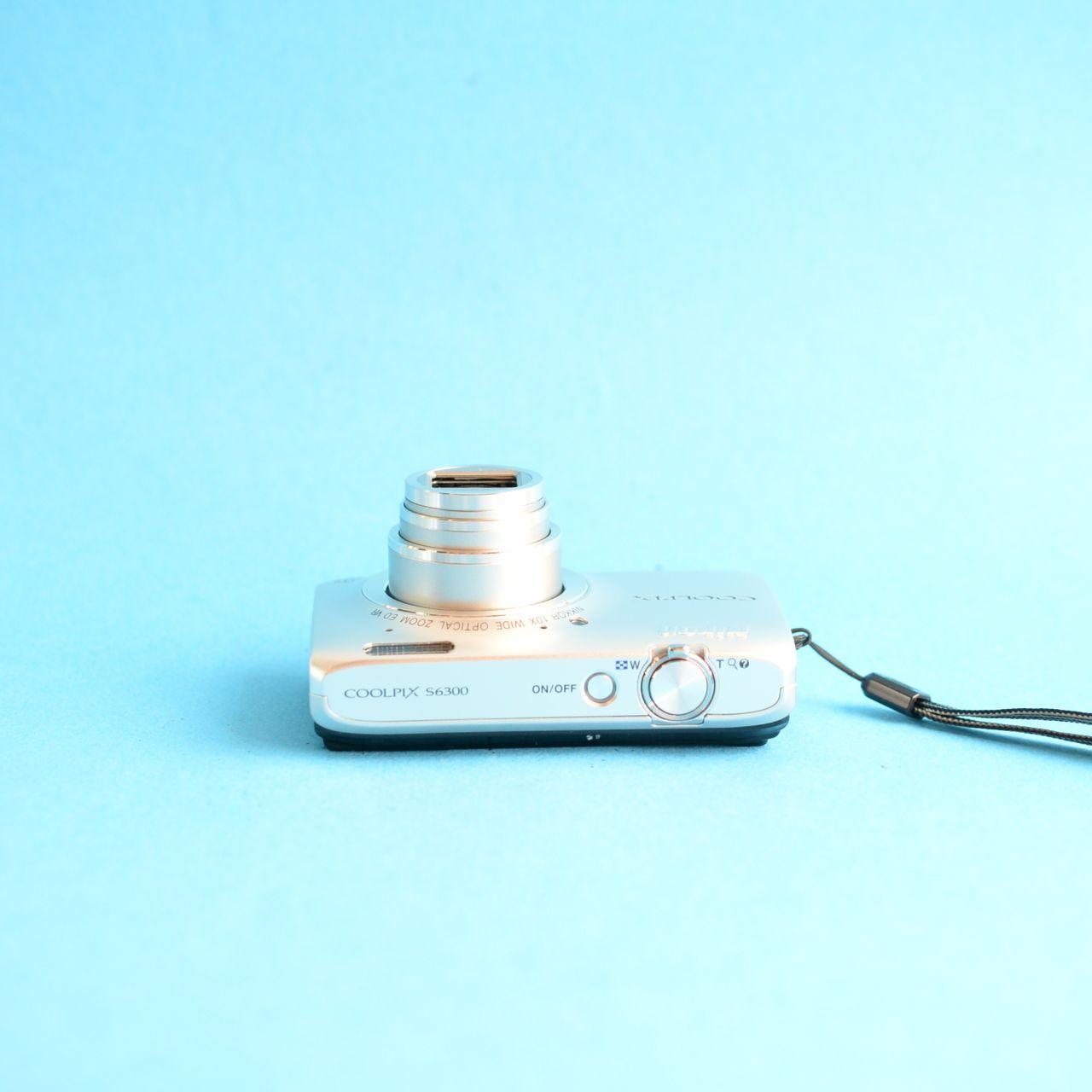 Nikon Coolpix S6300 Digital Camera | 16.0MP | Tested & Working | Silver