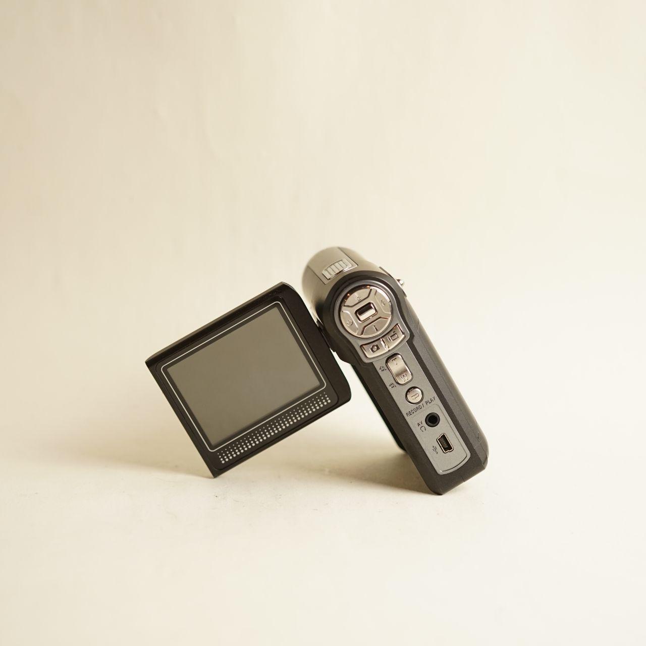 Vivitar DVR 550 Digital Camcorder | Tested & Working | Grey