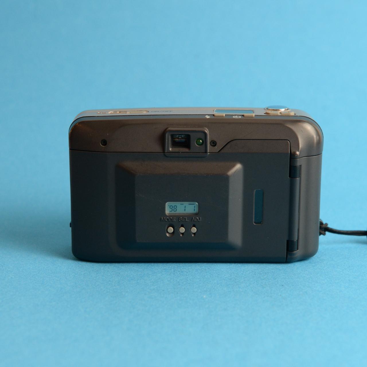 Minolta Traveler Freedom Zoom 35mm Film Camera | Tested & Working | Silver