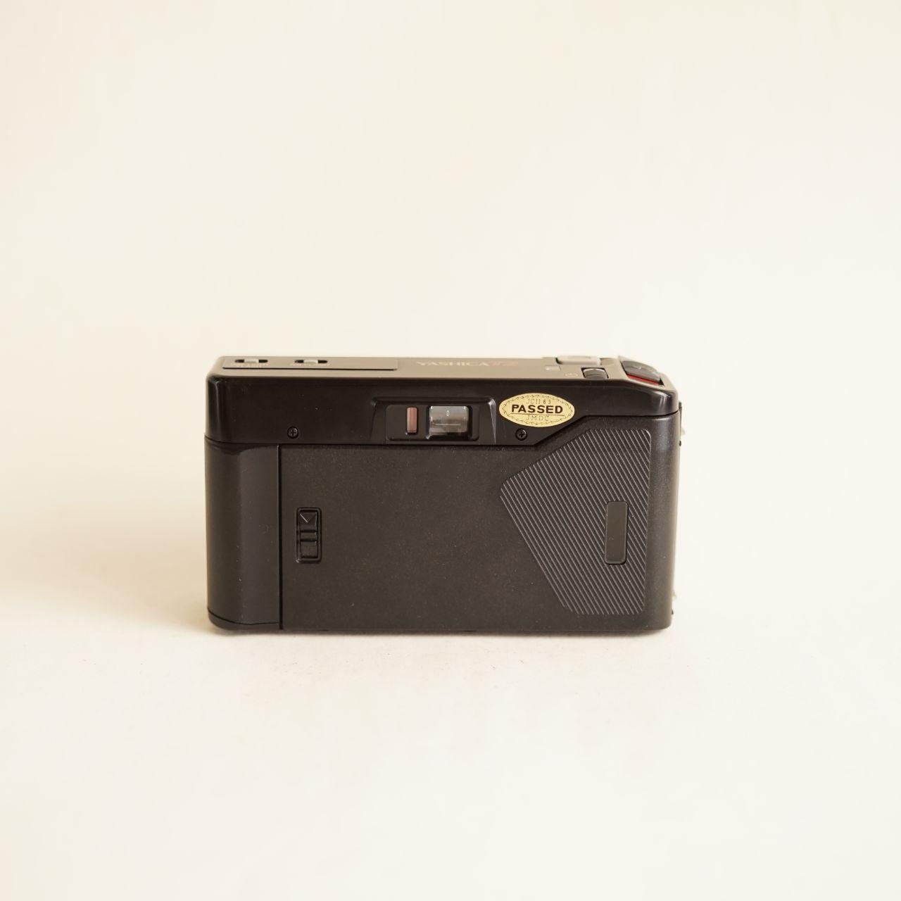 Yashica T2 35mm Film Camera | Tested & Working | Black