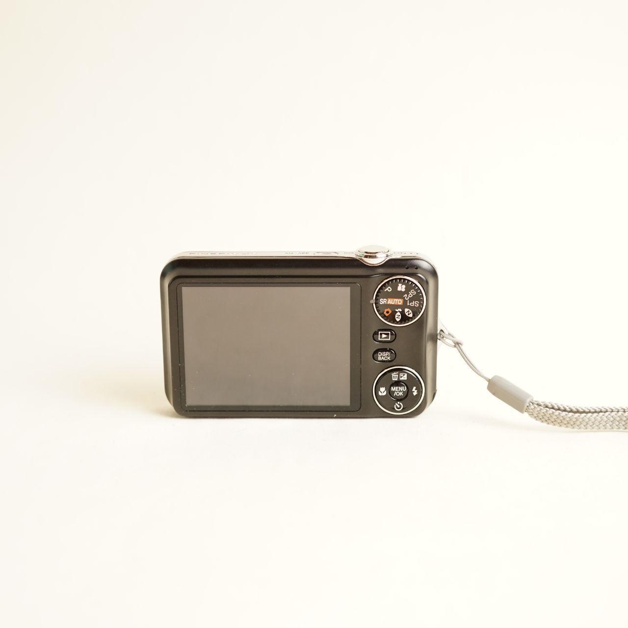 Fujifilm FinePix JX250 Digital Camera | 14MP | Tested & Working | Silver