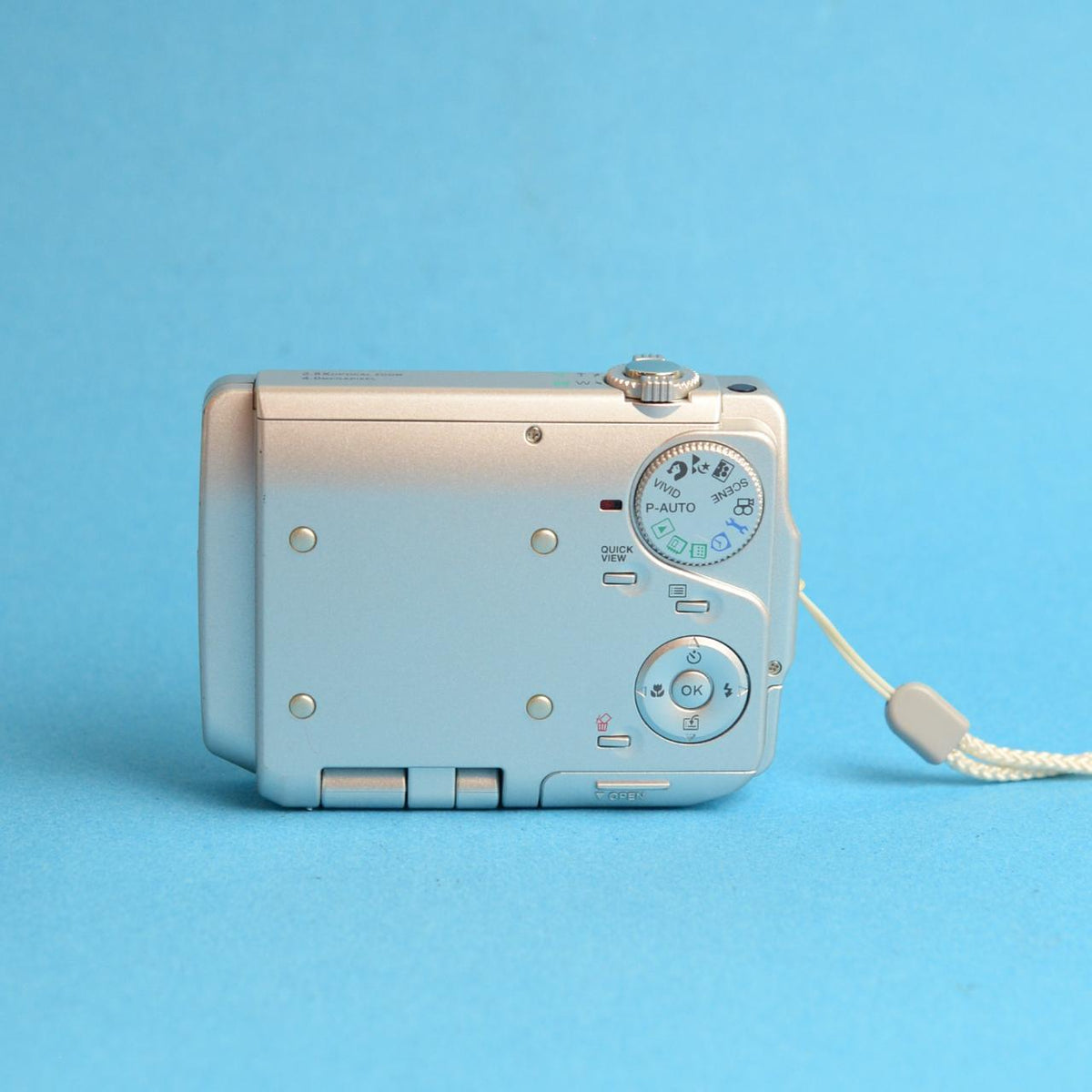 Olympus IR-500 Digital Camera | 4.0MP | Tested & Working | Silver