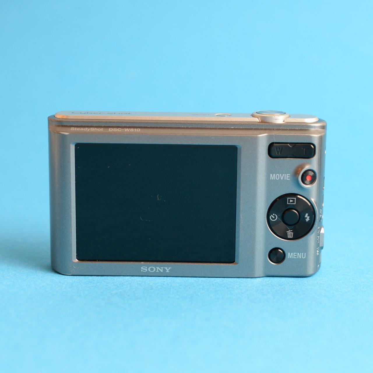 Sony Cyber-shot DSC-W810 Digital Camera | 20.1MP | Tested & Working | Silver