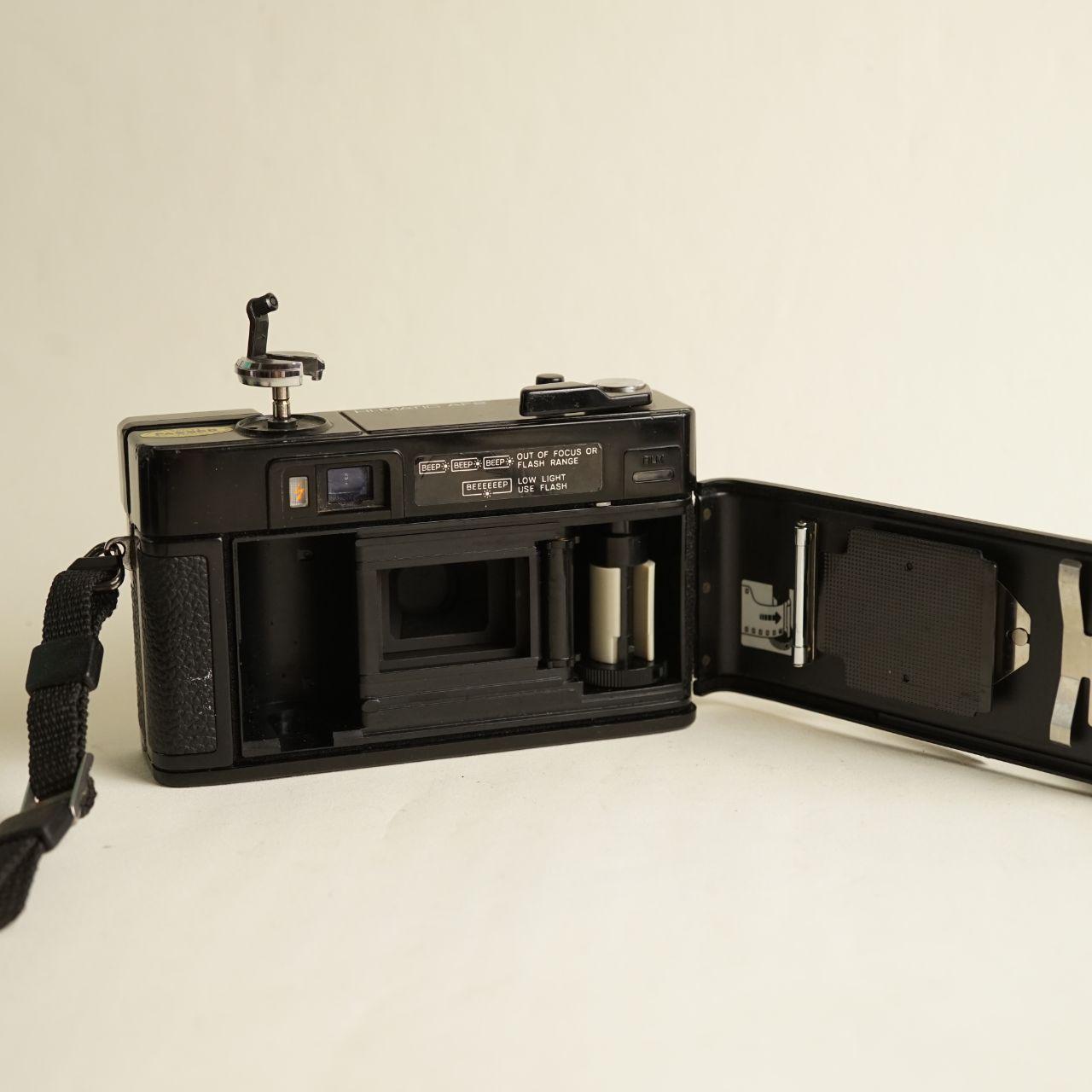 Minolta Hi-Matic AF2 Film Camera | 35mm Point & Shoot | Tested & Working | Black