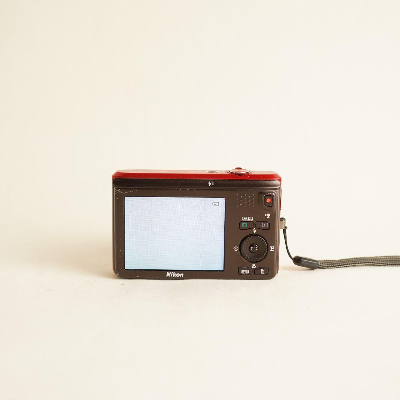 Nikon Coolpix S6300 Digital Camera | 16MP | Read Description| Red