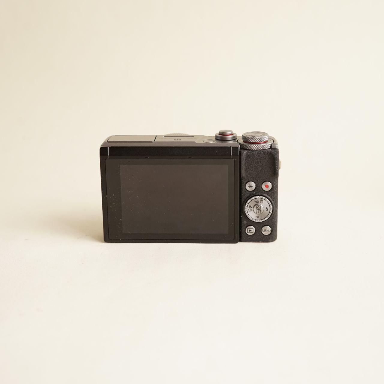 Canon PowerShot G7 X Mark III Digital Camera | 20.1MP | Tested & Working | Black & Silver