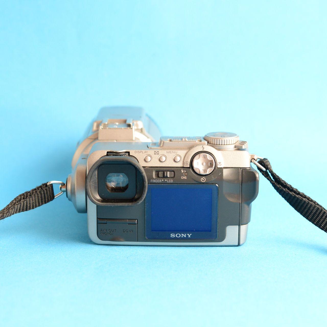 Sony Cyber-shot DSC-F707 Digital Camera | 5.0MP | Tested & Working | Silver