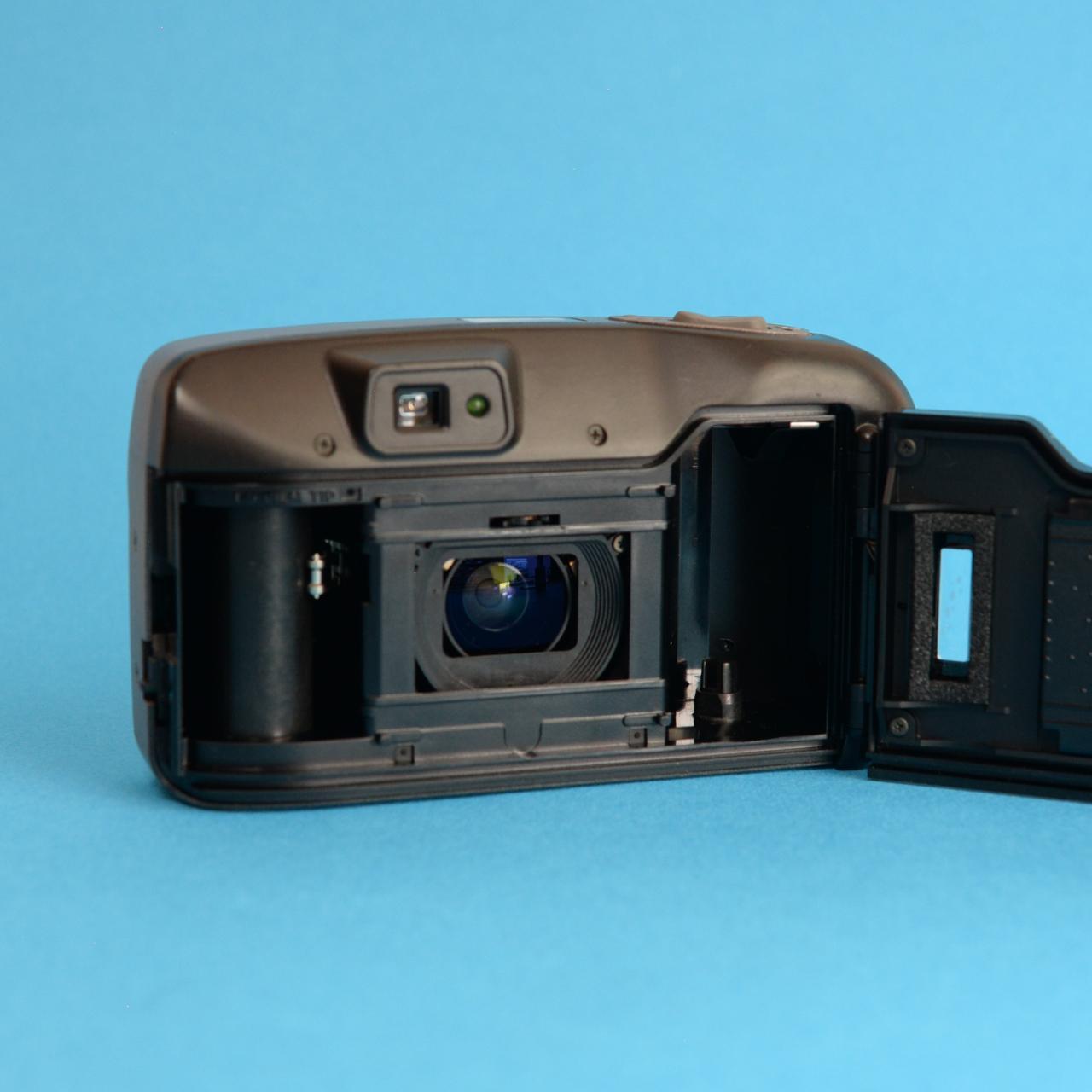 Minolta Silver Streak Zoom Film Camera | 35mm Point & Shoot | Tested & Working | Silver