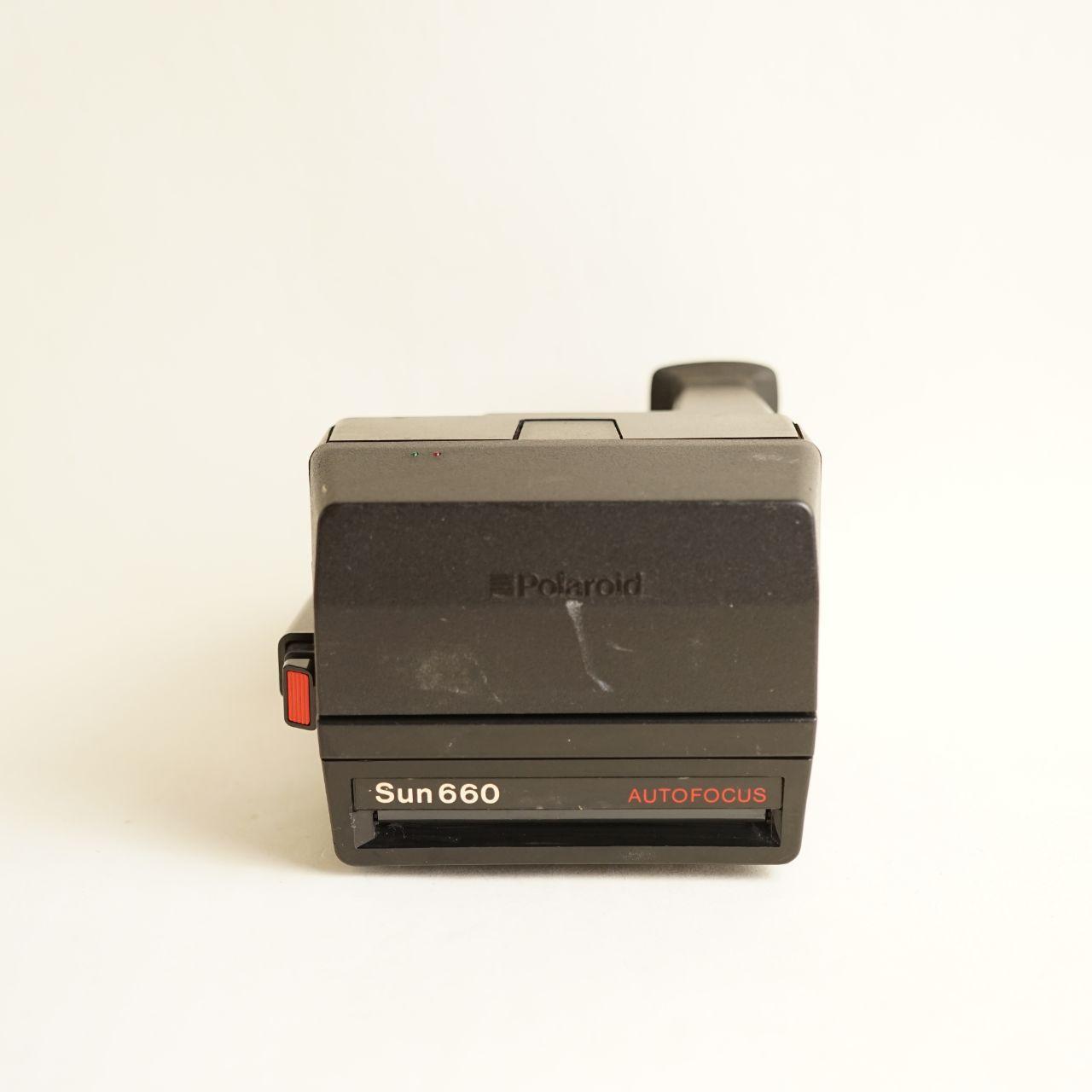 Polaroid Sun 660 AutoFocus Instant Film Camera | Tested & Working | Black