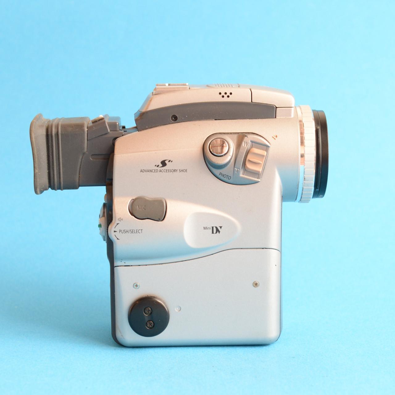 Canon Optura 100 Digital Camcorder with Tapeless Setup | Tested & Working | Silver