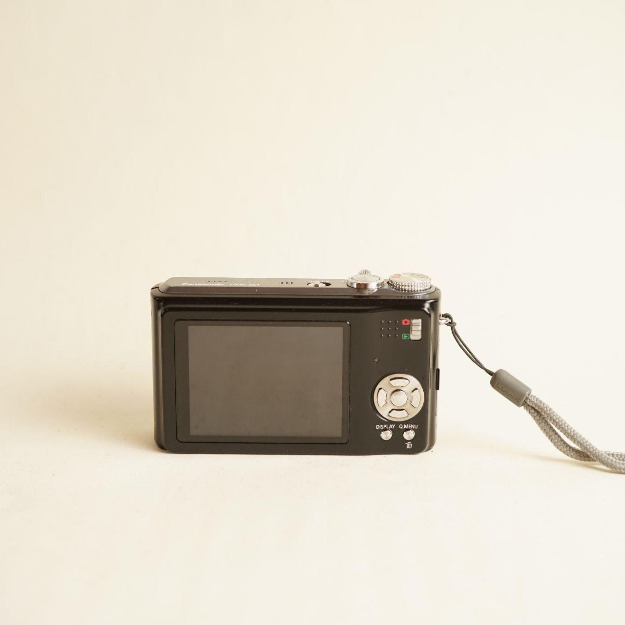 Panasonic Lumix DMC-ZS1 Digital Camera | 10.1MP | Read Description | Black