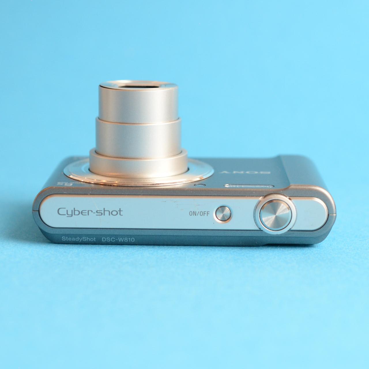 Sony Cyber-shot DSC-W810 Digital Camera | 20.1MP | Tested & Working | Silver