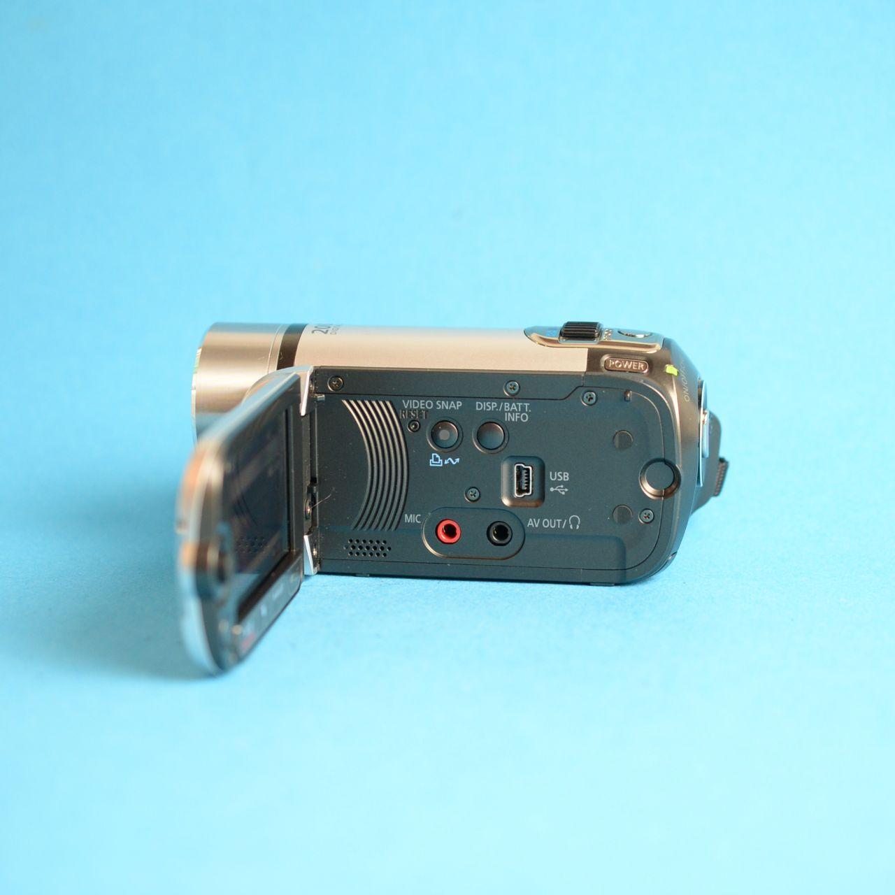 Canon FS200 Camcorder | Tested & Working | Silver
