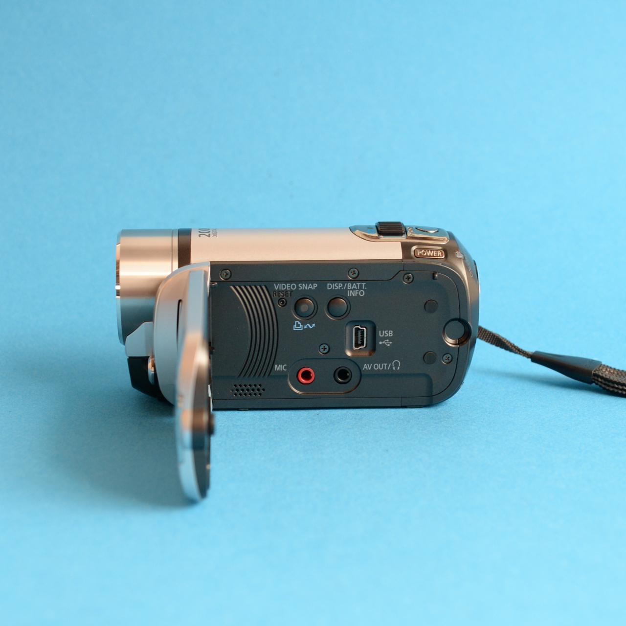 Canon FS200 Digital Camcorder | Tested & Working | Silver