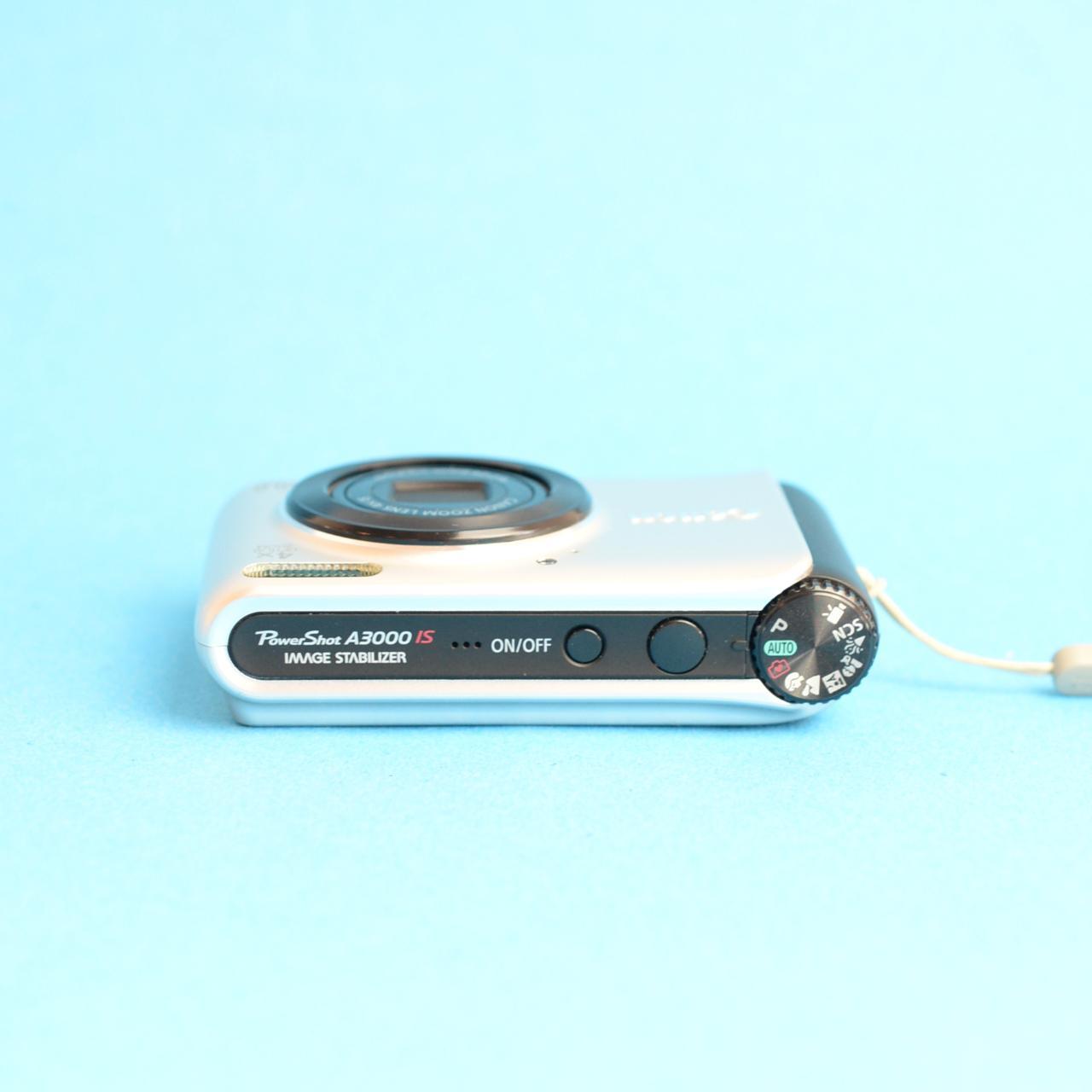 Canon PowerShot A3000 IS Digital Camera | 10.0MP | Read Description | Silver