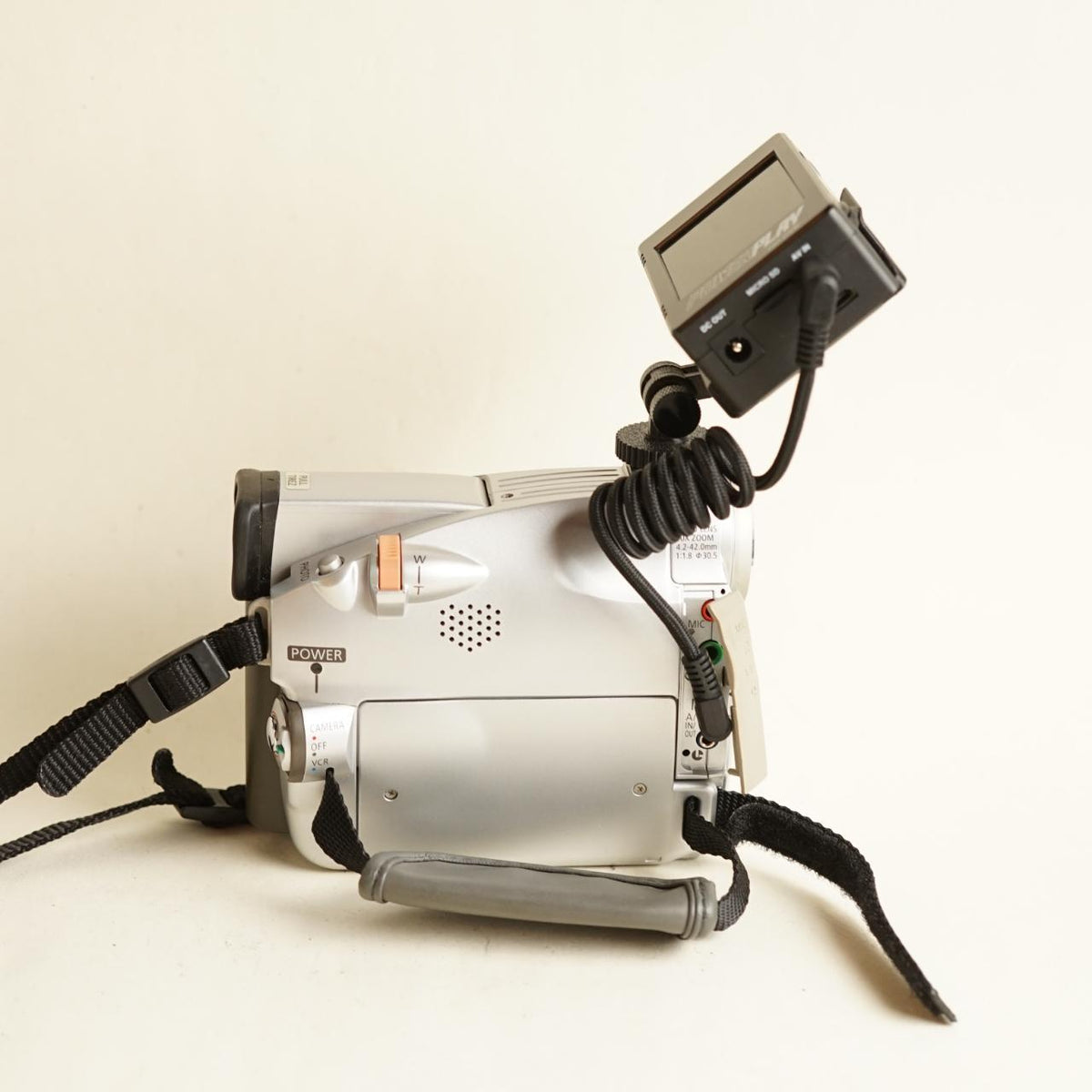 Canon ZR10 Digital Camcorder with Tapeless Setup | Read Description | Silver