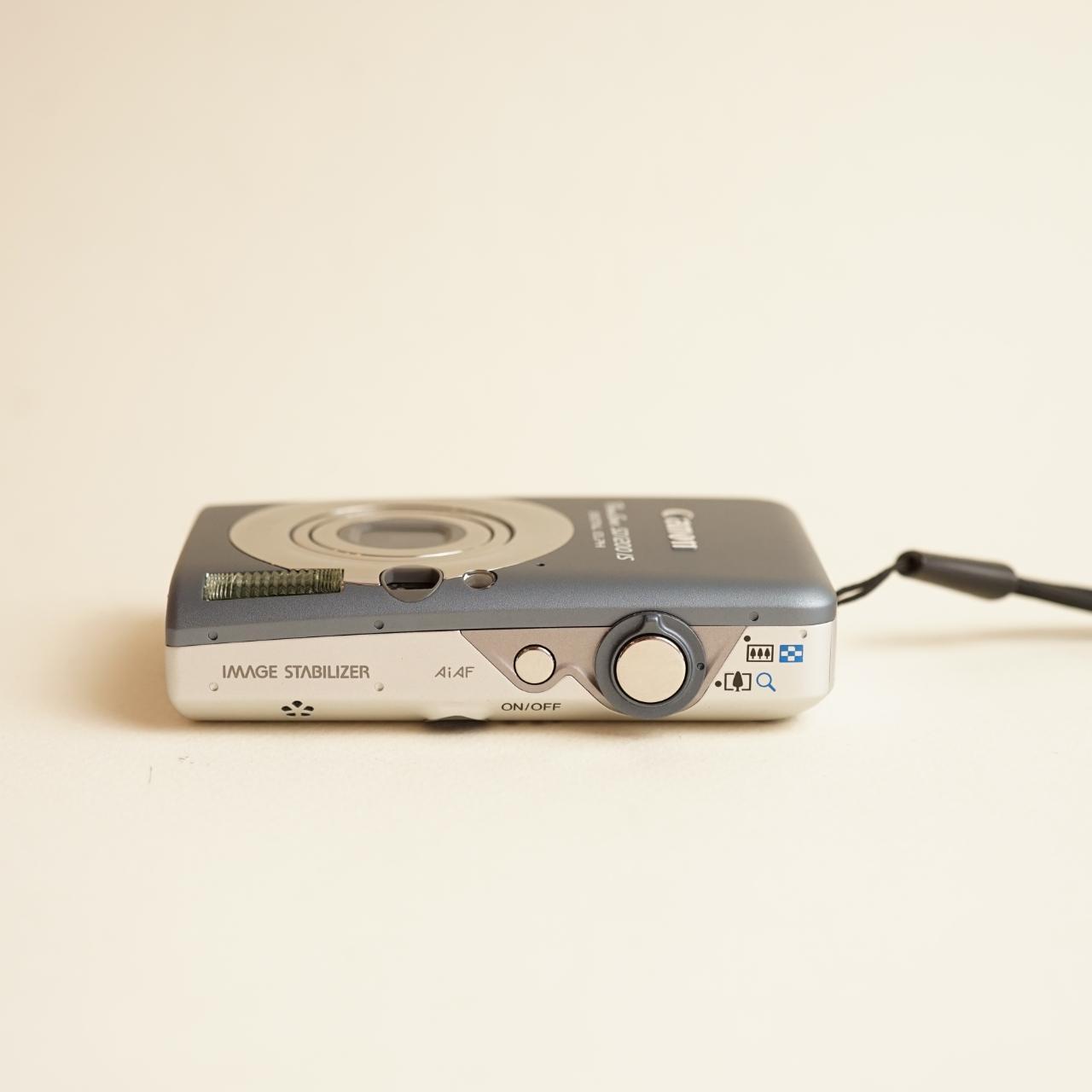 Canon PowerShot SD1200 IS Digital Camera | 10MP | Tested & Working | Grey