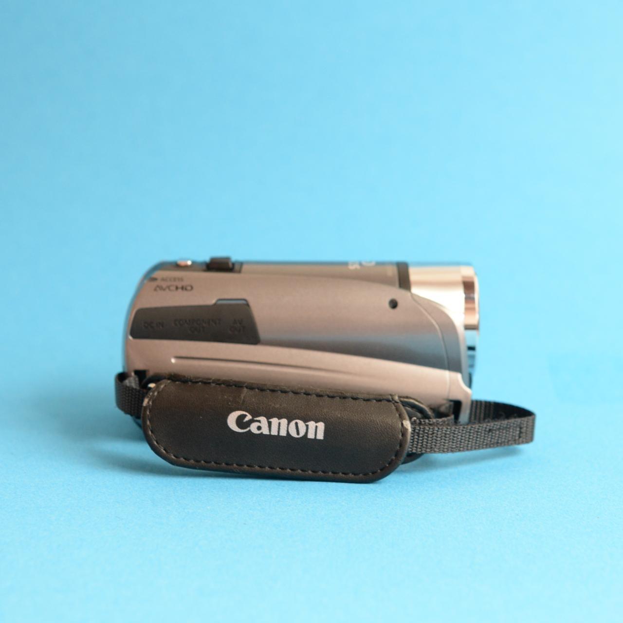 Canon Vixia HF R200 Digital Camcorder | HD Video | Tested & Working | Grey