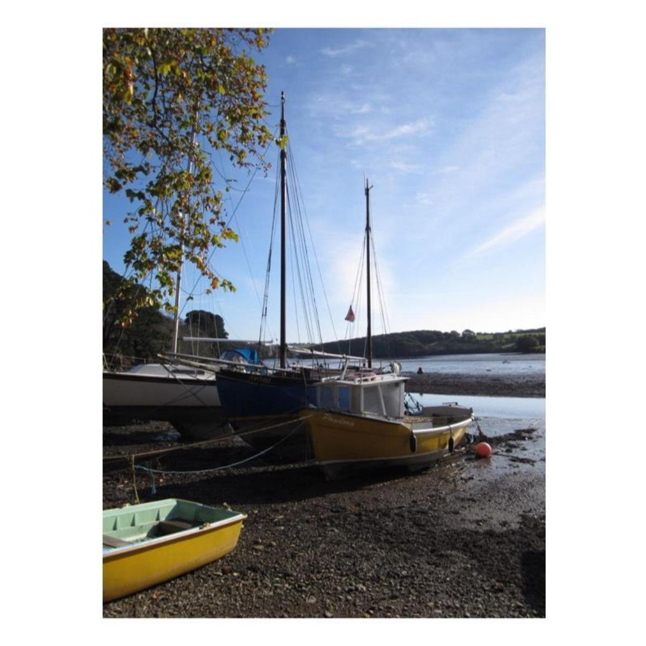 Canon PowerShot SD1300 IS Digital Camera | 12.1MP | Tested & Working | Silver