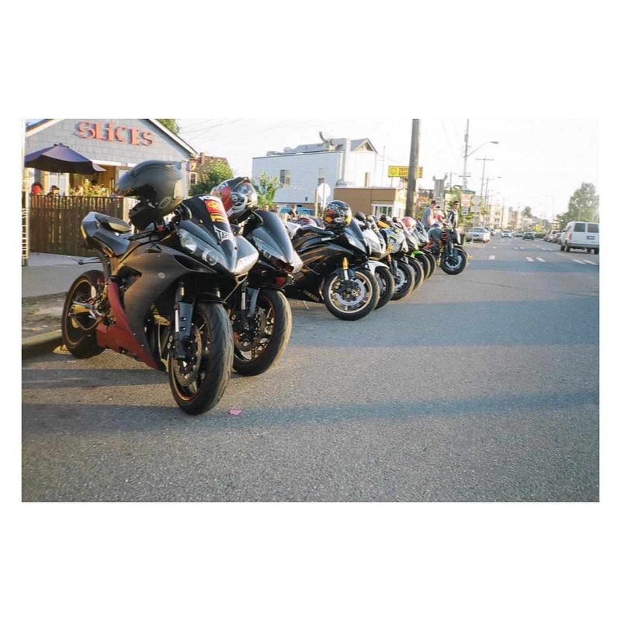 Minolta Weathermatic Dual 35 Film Camera | 35mm Point & Shoot | Read Description | Yellow