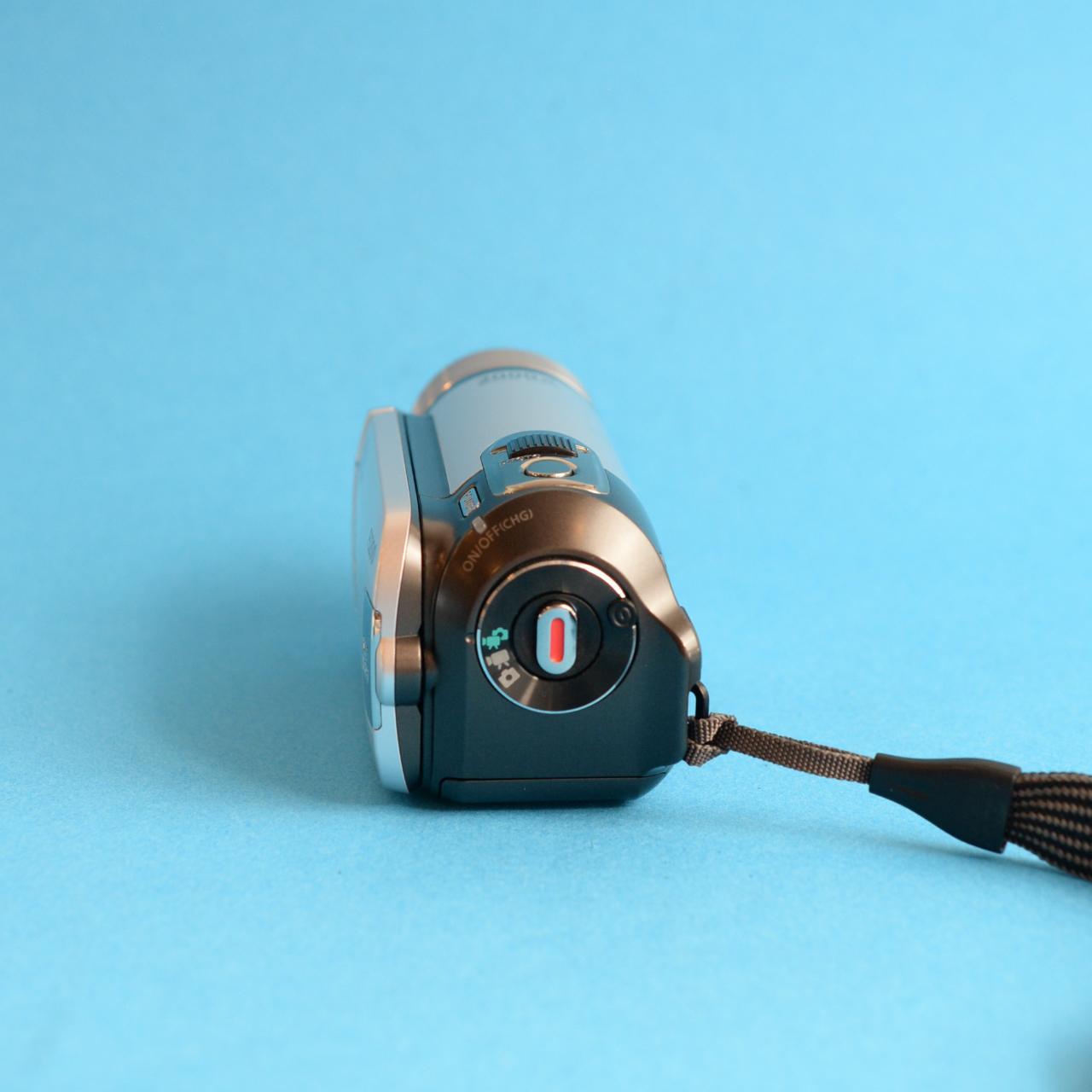 Canon FS200 Digital Camcorder | Tested & Working | Silver