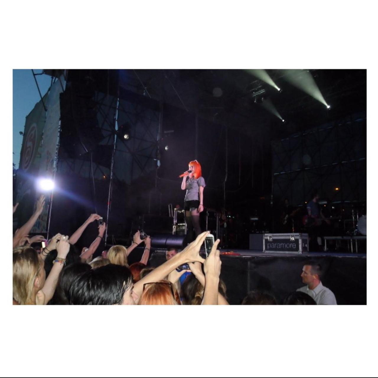 Samsung DV300F Digital Camera | 16MP | Tested & Working | Black