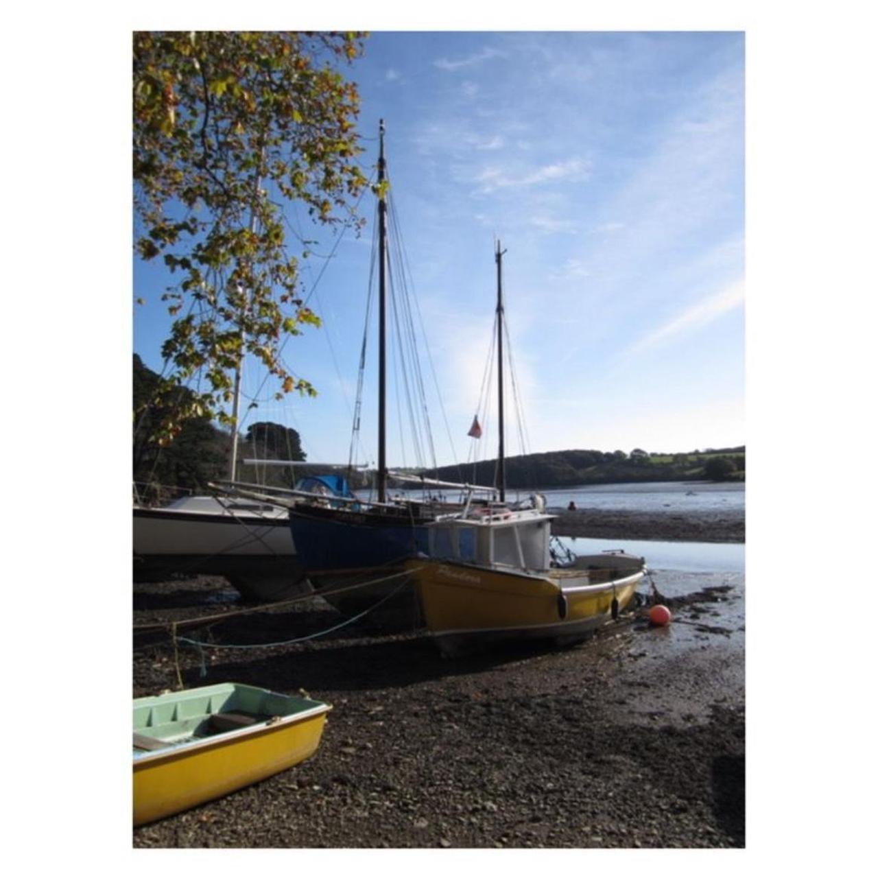 Canon PowerShot ELPH 100 HS Digital Camera | 12.1MP | Tested & Working | Pink